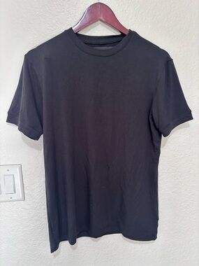 Neude. Mens Black Bamboo Crew Neck Tee Size Small